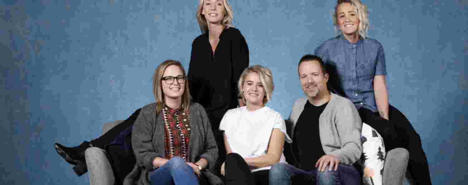 Bild på Greta Wimander, Marina Eriksson, Signe Lindgren, Marcus Olsson och Hanna Weinmar.