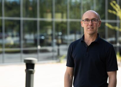 Henrik Bucht, Piteå Science Park width= Henrik Bucht vd på Piteå Science Park framför Acusticumhuset