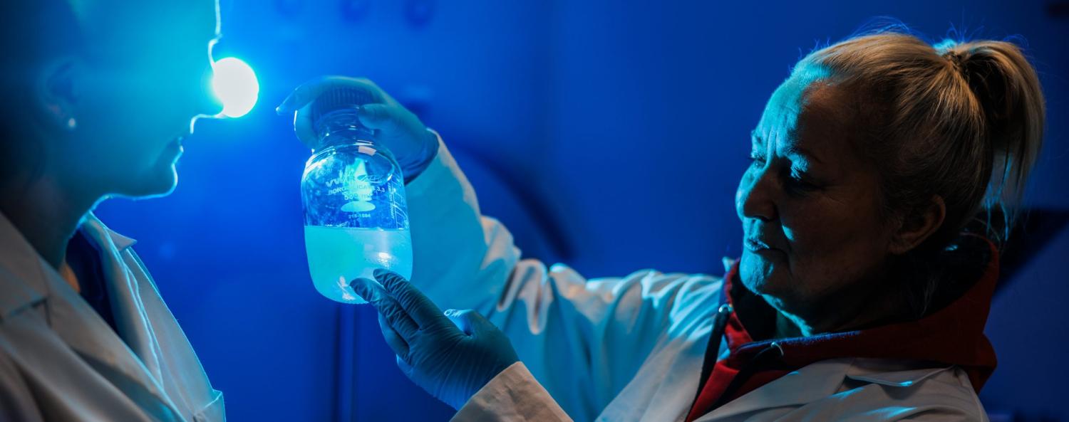 Professor Kristiina Oksman och hennes forskningsgrupp vid Luleå tekniska universitet kopiera Kristiina Oksman och hennes forskningsgrupp vid Luleå tekniska universitet ©Johanna Fond