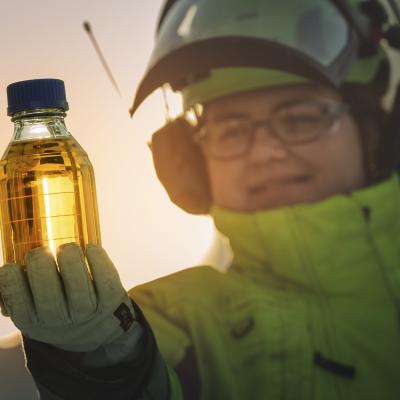 Sunpine-26 Bild på kvinnlig medarbetare på Sunpine ©Kråkullen